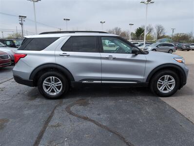 2022 Ford Explorer XLT   - Photo 2 - Lafayette, IN 47905