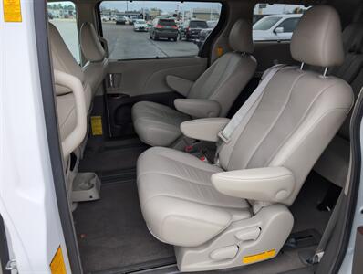 2014 Toyota Sienna XLE 7-Passenger Auto   - Photo 11 - Lafayette, IN 47905