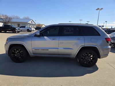 2019 Jeep Grand Cherokee Laredo   - Photo 6 - Lafayette, IN 47905