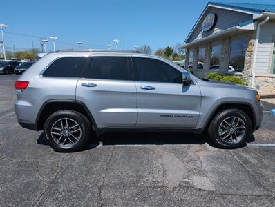 2017 Jeep Grand Cherokee Limited   - Photo 2 - Lafayette, IN 47905