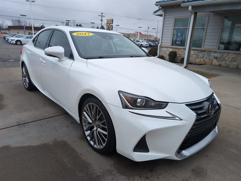 2017 Lexus IS 200t  
