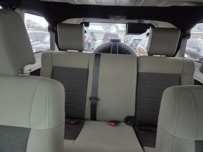 2010 Jeep Wrangler Sahara   - Photo 17 - Lafayette, IN 47905