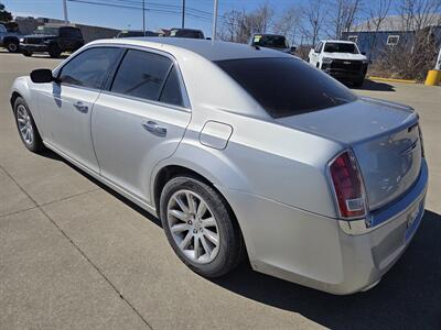 2012 Chrysler 300 Series Limited - Photo 4 - Lafayette, IN 47905