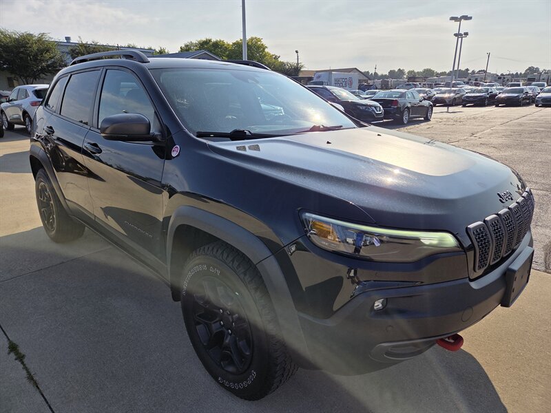 2019 Jeep Cherokee Trailhawk  