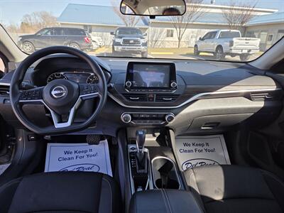 2024 Nissan Altima 2.5 SV   - Photo 12 - Lafayette, IN 47905