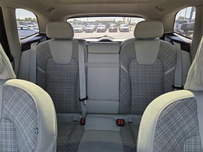 2022 Volvo XC60 B5 Momentum - Photo 21 - Lafayette, IN 47905