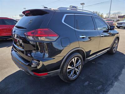 2017 Nissan Rogue SL   - Photo 3 - Lafayette, IN 47905