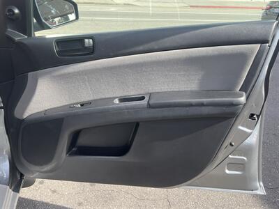 2012 Nissan Sentra 2.0 - Photo 27 - North Hollywood, CA 91601