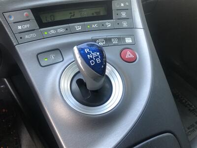 2012 Toyota Prius Plug-in Hybrid Advanced   - Photo 11 - North Hollywood, CA 91601