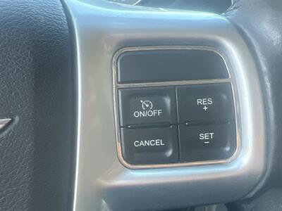 2012 Chrysler Town & Country Touring   - Photo 22 - North Hollywood, CA 91601