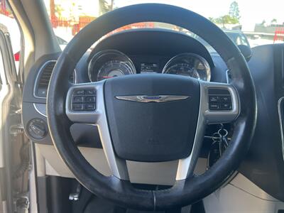 2012 Chrysler Town & Country Touring   - Photo 20 - North Hollywood, CA 91601