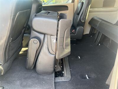 2012 Chrysler Town & Country Touring   - Photo 49 - North Hollywood, CA 91601