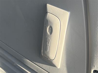 2012 Chrysler Town & Country Touring   - Photo 13 - North Hollywood, CA 91601