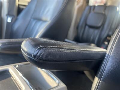 2012 Chrysler Town & Country Touring   - Photo 33 - North Hollywood, CA 91601