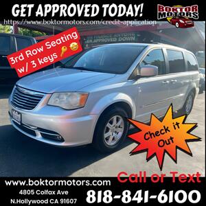 2012 Chrysler Town & Country Touring   - Photo 1 - North Hollywood, CA 91601