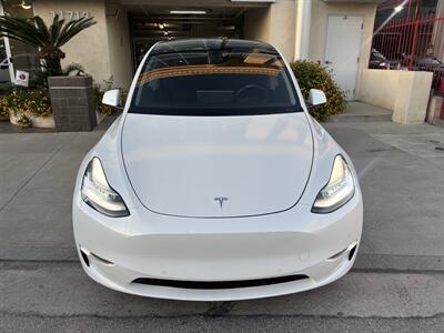 2021 Tesla Model Y Standard Range   - Photo 2 - North Hollywood, CA 91601