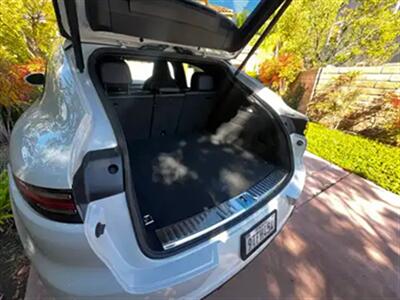 2023 Porsche Cayenne Turbo S E-Hybrid Cou - Photo 36 - North Hollywood, CA 91601