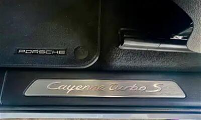 2023 Porsche Cayenne Turbo S E-Hybrid Cou - Photo 24 - North Hollywood, CA 91601