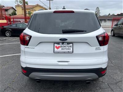2019 Ford Escape SEL   - Photo 9 - North Hollywood, CA 91601