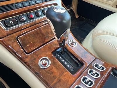 2001 Bentley Arnage Red Label   - Photo 34 - North Hollywood, CA 91601