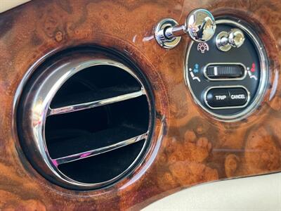2001 Bentley Arnage Red Label   - Photo 31 - North Hollywood, CA 91601