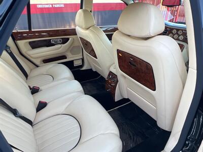 2001 Bentley Arnage Red Label   - Photo 68 - North Hollywood, CA 91601