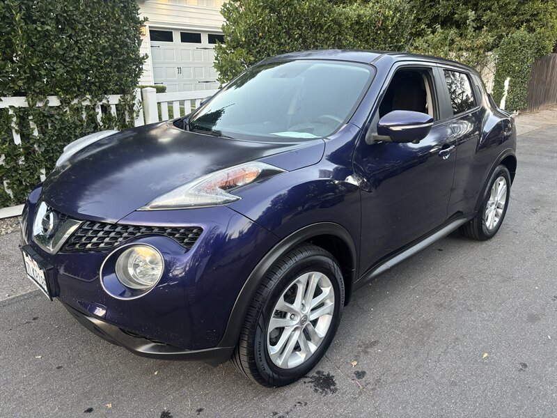 2015 Nissan JUKE SV   - Photo 1 - North Hollywood, CA 91601