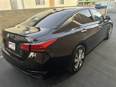 2020 Nissan Altima 2.5 S   - Photo 8 - North Hollywood, CA 91601