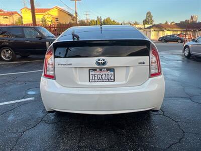 2014 Toyota Prius Three   - Photo 9 - North Hollywood, CA 91601