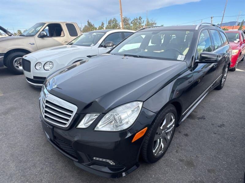 2011 Mercedes-Benz E 350 Luxury 4MATIC   - Photo 1 - North Hollywood, CA 91601