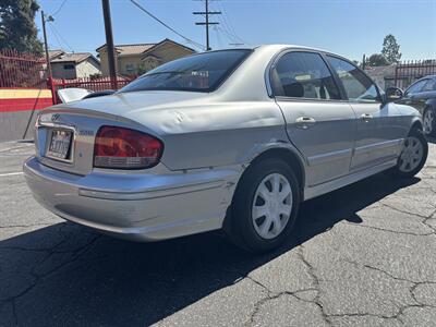 2004 Hyundai SONATA   - Photo 12 - North Hollywood, CA 91601