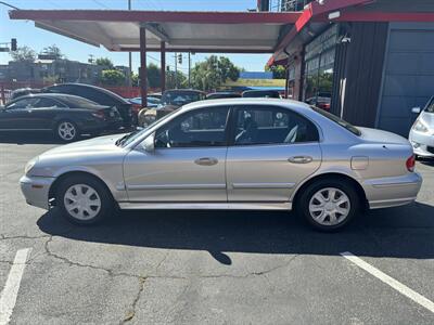 2004 Hyundai SONATA   - Photo 3 - North Hollywood, CA 91601