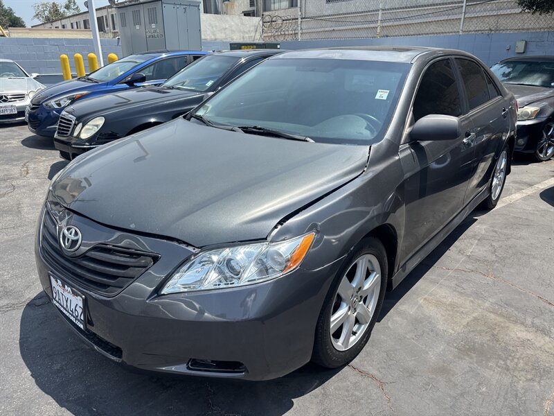 2007 Toyota Camry SE V6   - Photo 1 - North Hollywood, CA 91601