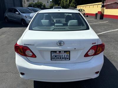 2010 Toyota Corolla XLE   - Photo 10 - North Hollywood, CA 91601