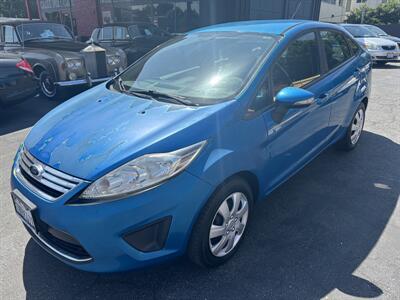 2013 Ford Fiesta SE   - Photo 2 - North Hollywood, CA 91601