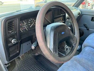 1989 Ford Bronco II XLT   - Photo 38 - North Hollywood, CA 91601