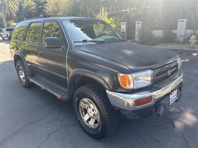 1997 Toyota 4Runner SR5   - Photo 4 - North Hollywood, CA 91601