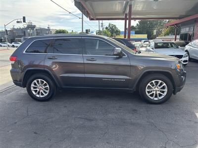 2015 Jeep Grand Cherokee Laredo - Photo 2 - North Hollywood, CA 91601