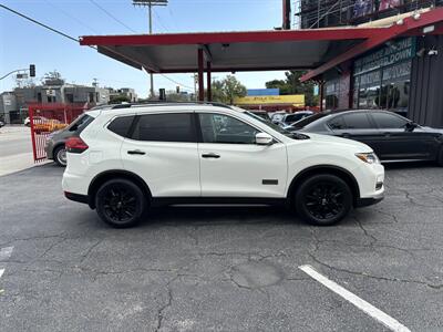 2017 Nissan Rogue SV   - Photo 3 - North Hollywood, CA 91601
