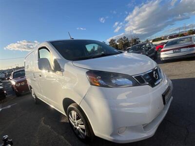 2017 Nissan NV200 SV   - Photo 1 - North Hollywood, CA 91601