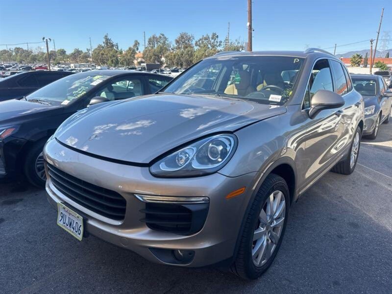 2016 Porsche Cayenne   - Photo 1 - North Hollywood, CA 91601