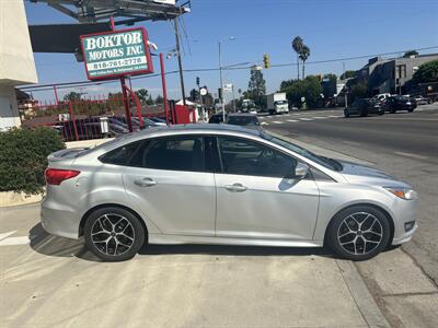 2016 Ford Focus SE   - Photo 3 - North Hollywood, CA 91601