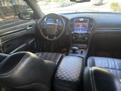 2013 Chrysler 300 Series S   - Photo 14 - North Hollywood, CA 91601