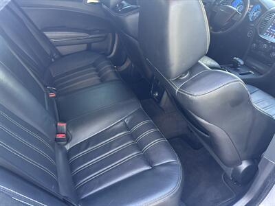 2013 Chrysler 300 Series S   - Photo 11 - North Hollywood, CA 91601