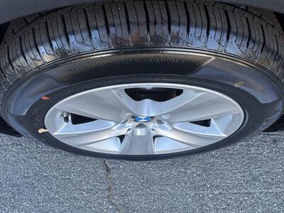 2011 BMW 528i - Photo 9 - North Hollywood, CA 91601