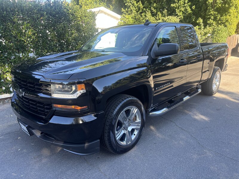 2017 Chevrolet Silverado 1500 Custom  