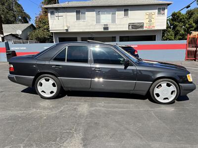 1995 Mercedes-Benz E 300D   - Photo 7 - North Hollywood, CA 91601