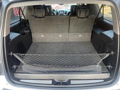 2019 Chevrolet Suburban LT - Photo 11 - North Hollywood, CA 91601