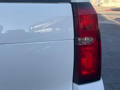 2019 Chevrolet Suburban LT - Photo 73 - North Hollywood, CA 91601