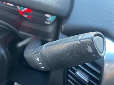 2019 Chevrolet Suburban LT - Photo 25 - North Hollywood, CA 91601